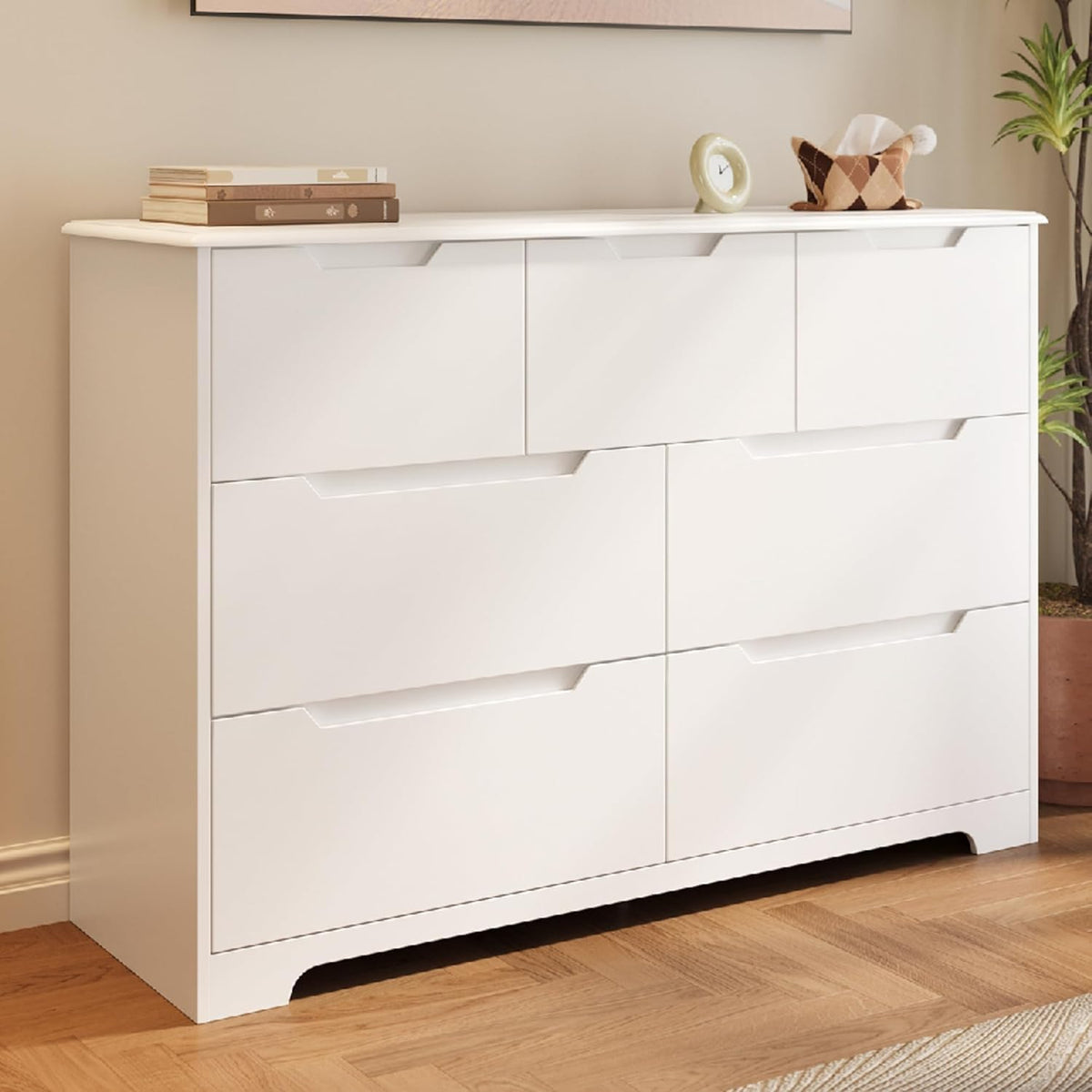 White 7 Drawer Dresser R465