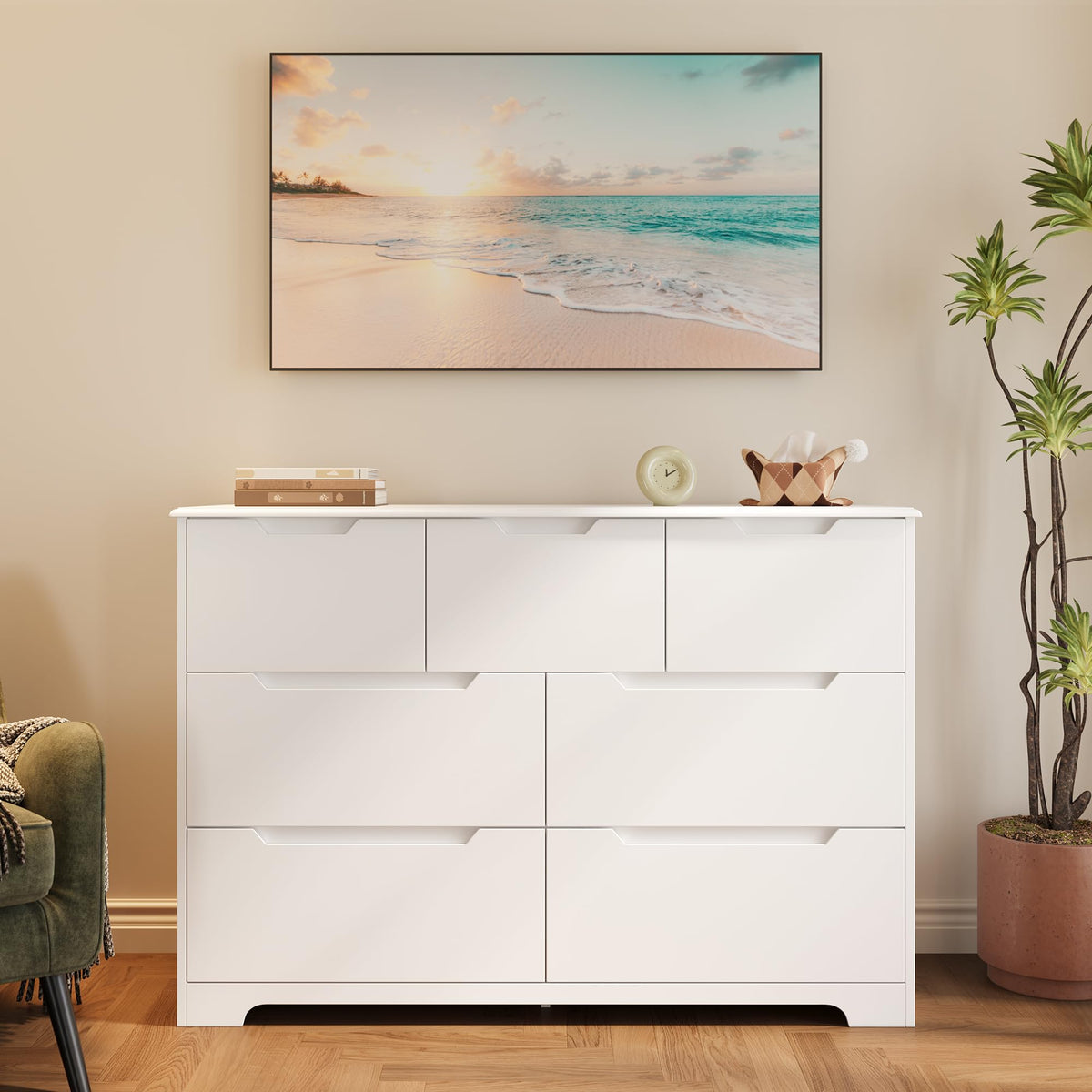 White 7 Drawer Dresser R465
