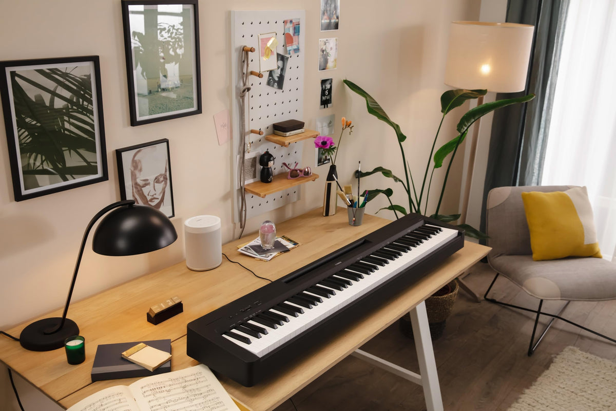 88-Key Digital Piano with Weighted Keys B770941
