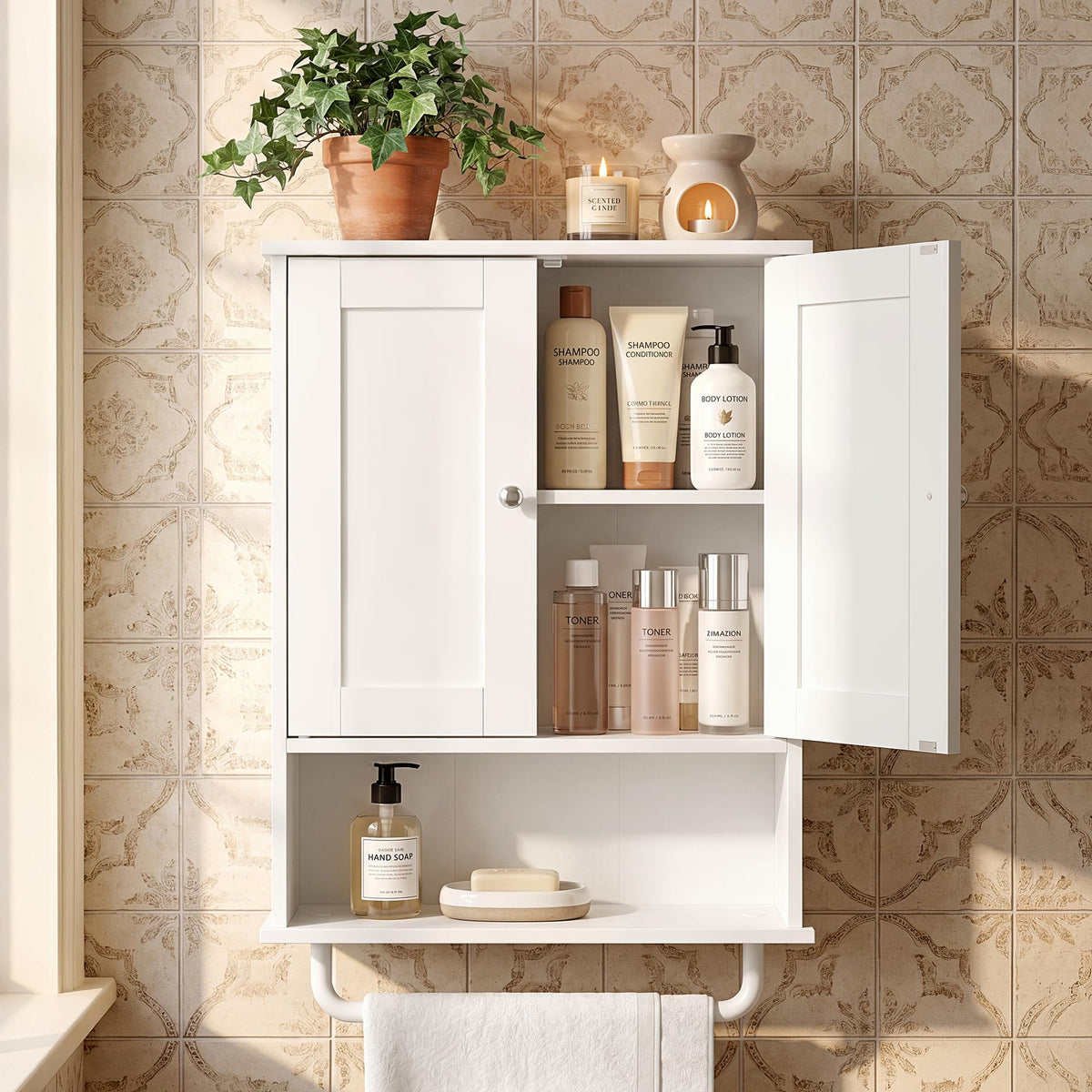 Wall Mounted Cabinet with 2 Doors and Adjustable Shelves Y698