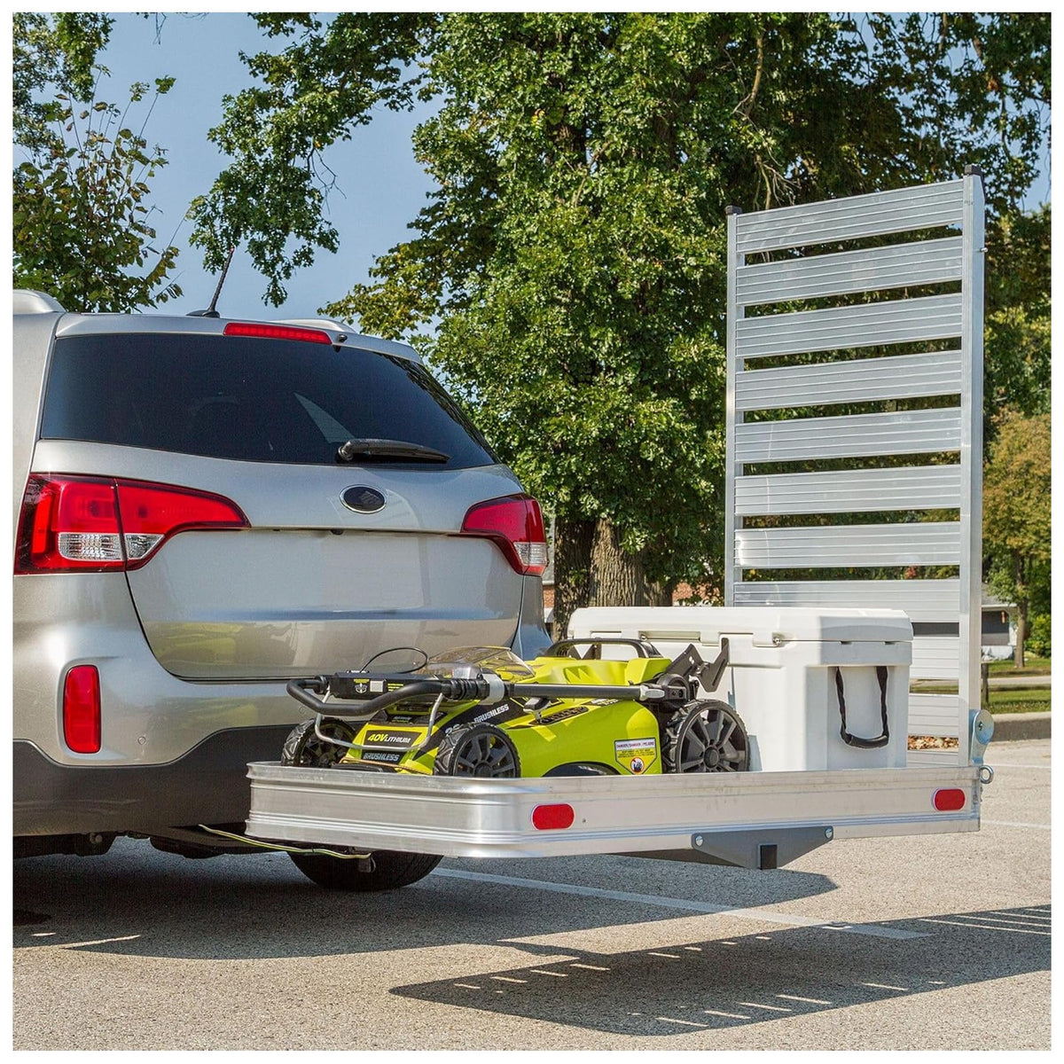 Hitch Cargo Carrier with Ramp S938221