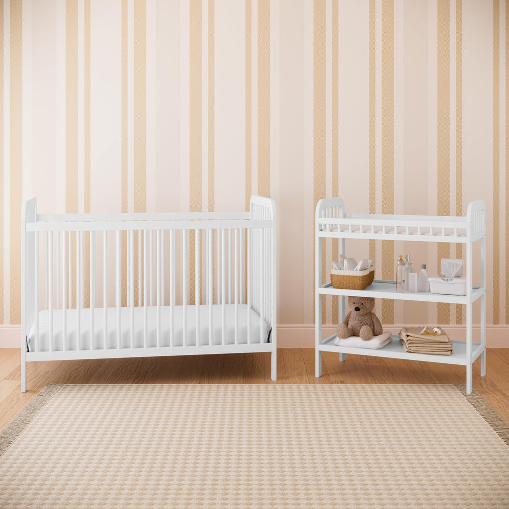 White Changing Table with Changing Pad J410